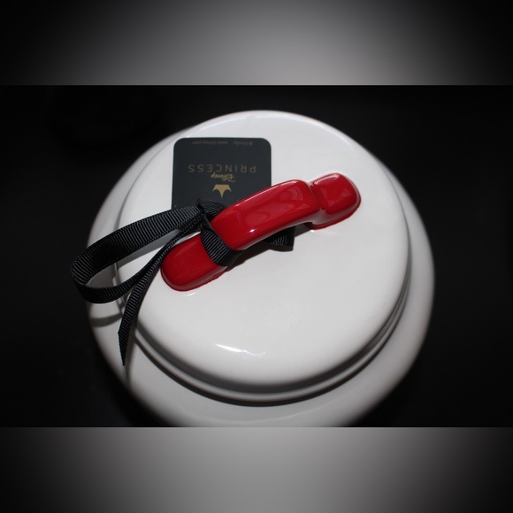 Rae Dunn Snow White and the Seven Dwarfs Canister/Cookie Jar - Picture 4 of 7